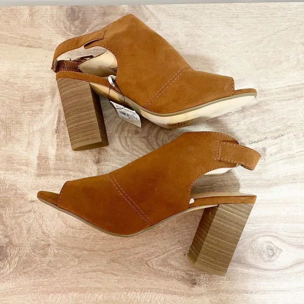 Express Tan Camel Brown Peep Almond Toe Ankle Buckle Block Heel 6